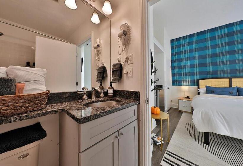 Good Hotels Boston