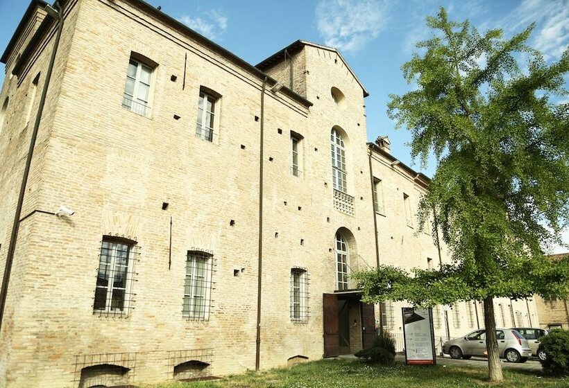 הוסטל Antico Convento San Francesco