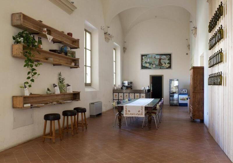 הוסטל Antico Convento San Francesco