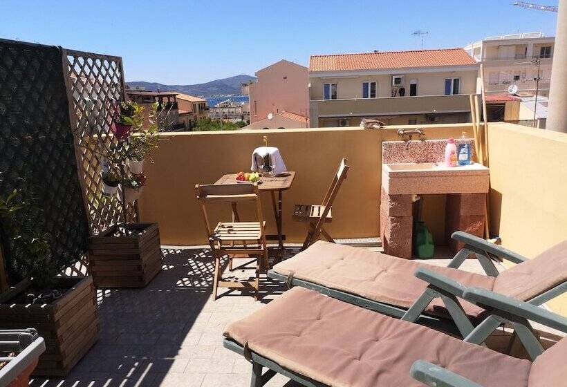 تختخواب و صبحانه La Terrazza