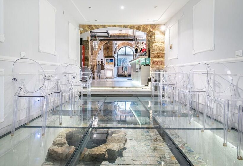 تختخواب و صبحانه Porta Di Castro Boutique