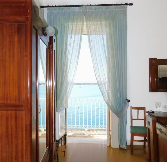 Bed and Breakfast Camere A’ Marina