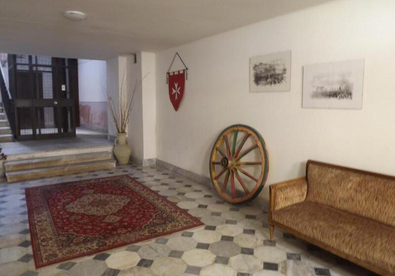 تختخواب و صبحانه I Cavalieri Di Malta