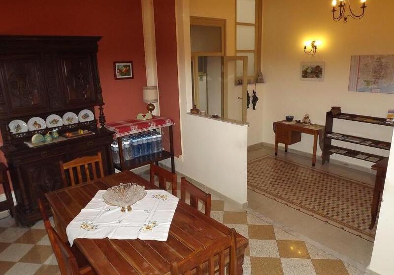 تختخواب و صبحانه I Cavalieri Di Malta