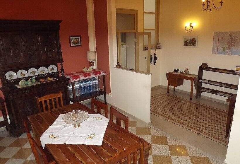 تختخواب و صبحانه I Cavalieri Di Malta