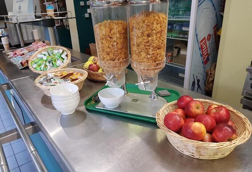 客栈  Ethic Etapes Dijon Accueil 24h24 Et Parking Gratuit