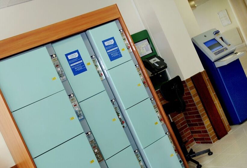 客栈  Ethic Etapes Dijon Accueil 24h24 Et Parking Gratuit