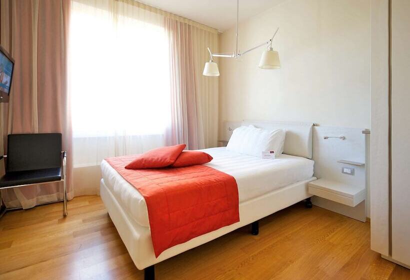 Fotos del hotel Mercure Milano Solari:  5