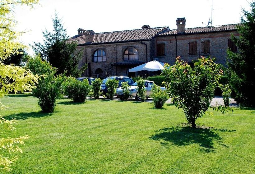 田舎風ホテル Agriturismo R&b Corte Dei Gioghi