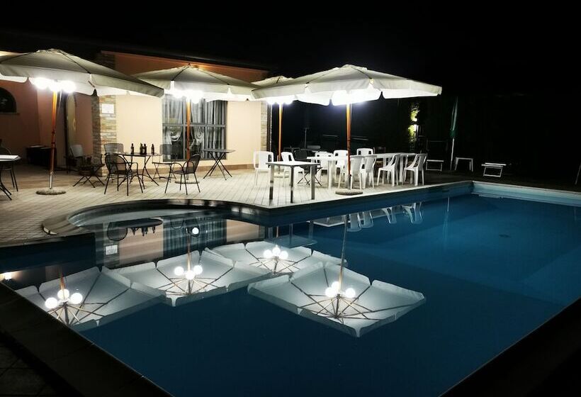 هتل روستایی Agriturismo B&b Corte Dei Gioghi