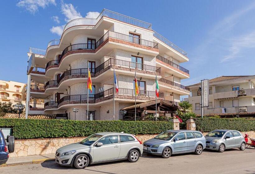 هتل Villa Piras