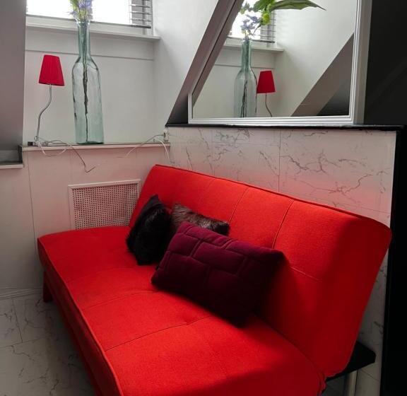 تختخواب و صبحانه Chez Hélène Luxury Bnb