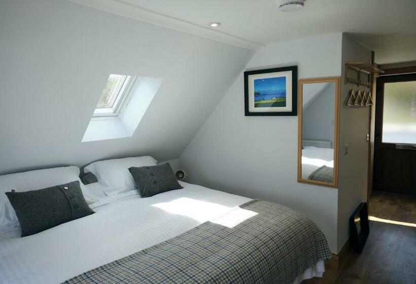 Hazelbank Bed And Breakfast