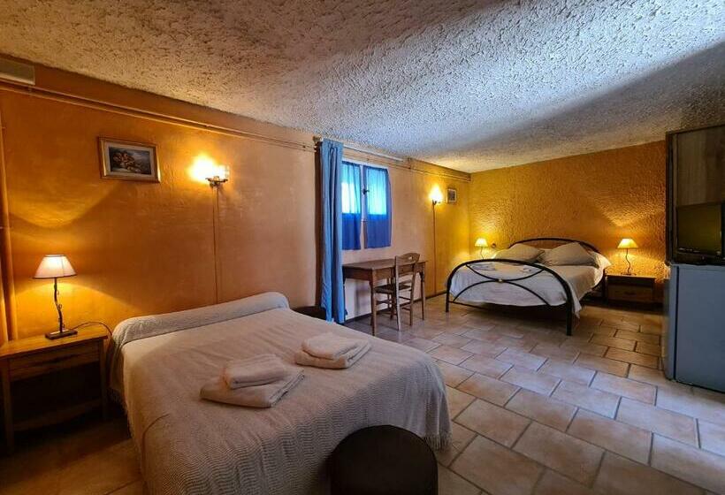 Bed and Breakfast Les Buisses En Provence