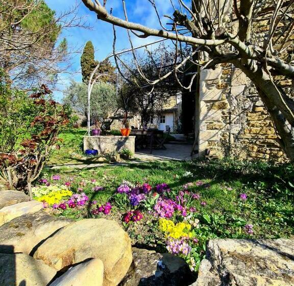 住宿加早餐  Mas Redortier