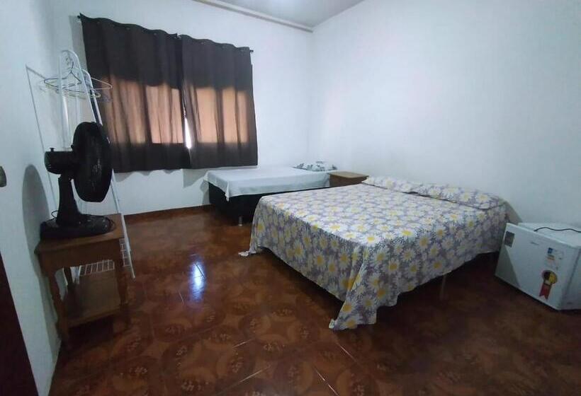 پانسیون Suites Para Casais Na Praça Oswaldo Cruz