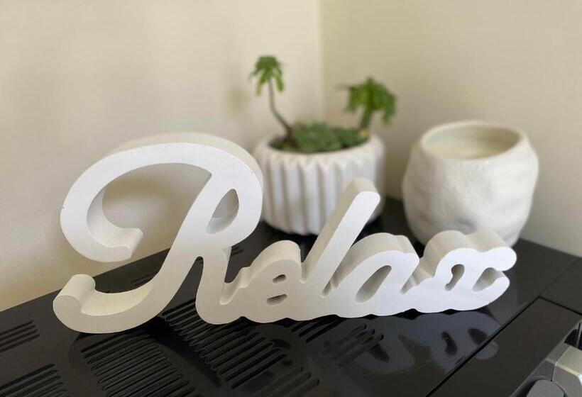 پانسیون The Willow Guest Suite