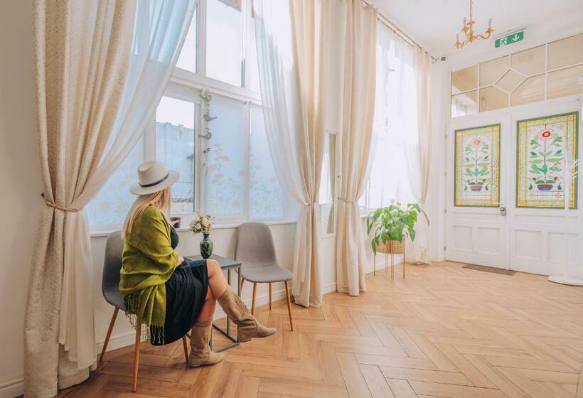 Central Park Rooms