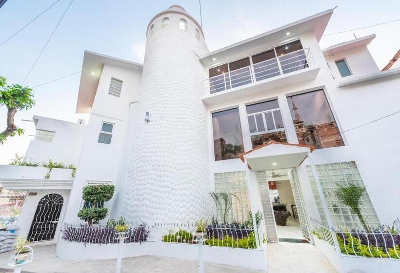 La Casa Blanca