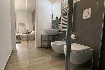 پانسیون Barirooms   Carulli Suites