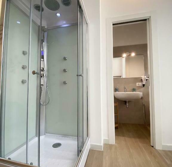 پانسیون Barirooms Carulli Suites