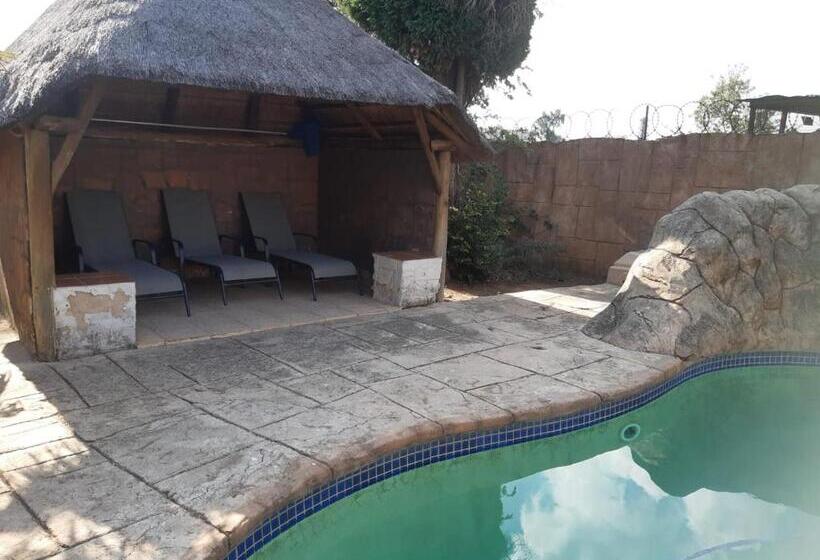 פנסיון Fk Guest Inn