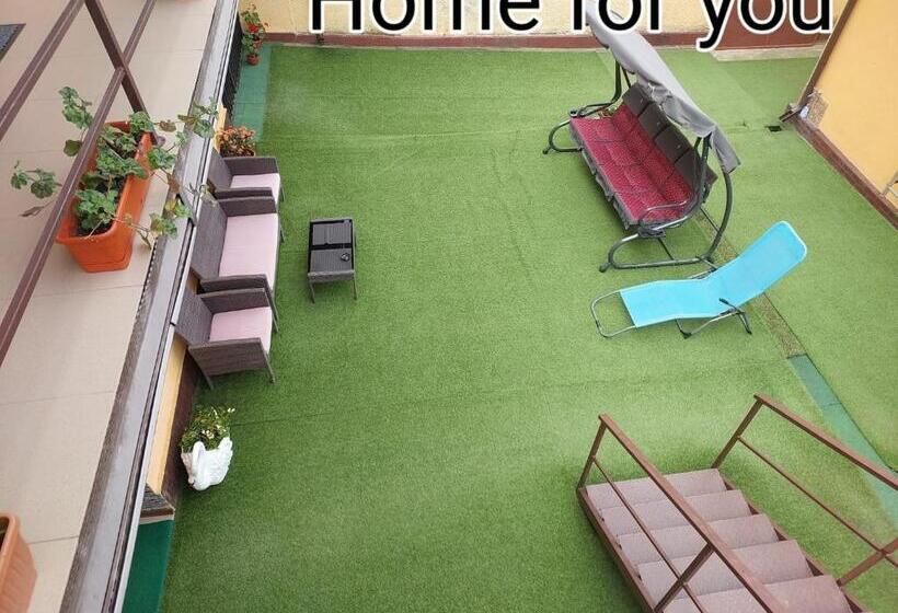 پانسیون Home For You