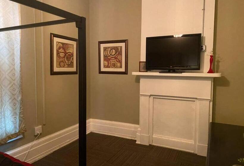 Пансион Suite 3 Eighteen
