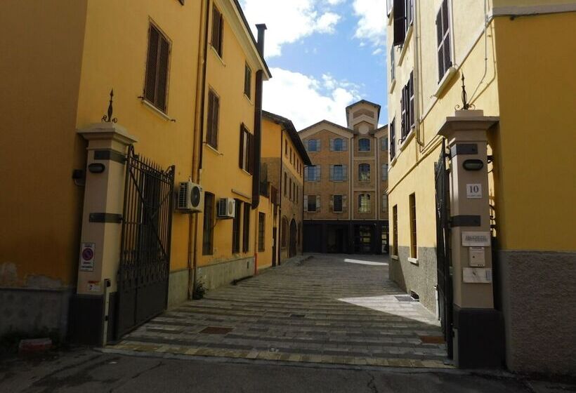 Piumaviola Beds & Apartments