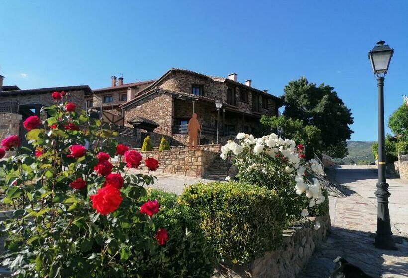 旅馆 La Posada De Horcajuelo