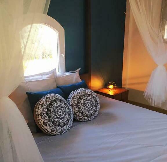 مبيت وإفطار A L Orée Des Pins   Gite Et Spa De 30 M2  Home Cinéma Et Massage En Sup