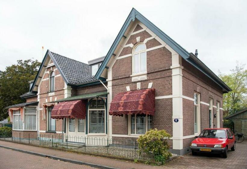 تختخواب و صبحانه De Grift