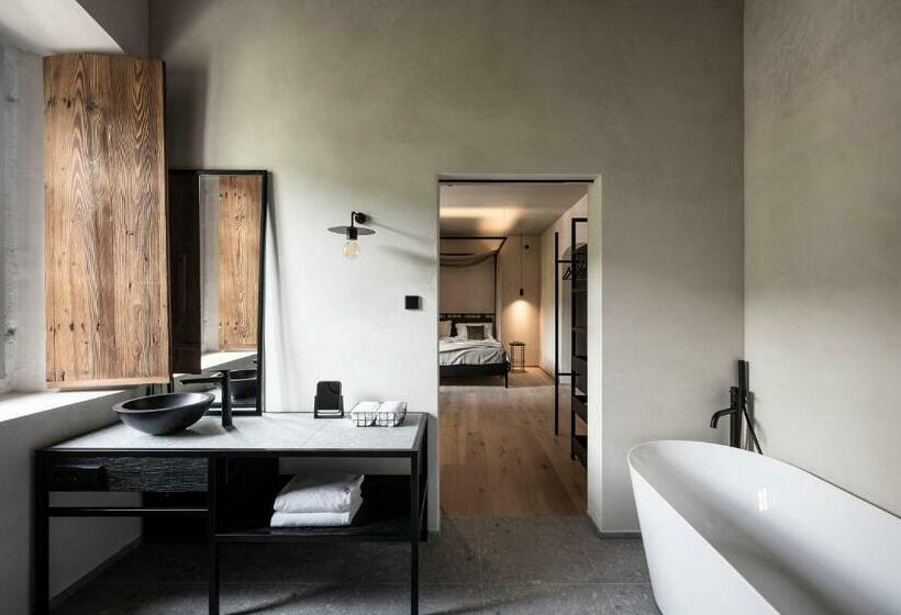 هتل Monastero Arx Vivendi