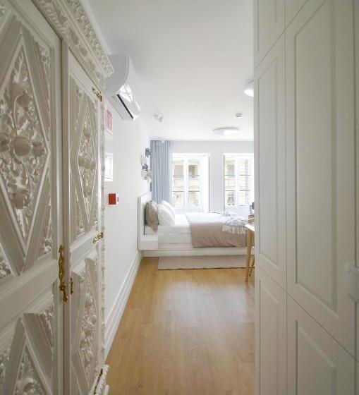 پانسیون A Botoeira Da Praça Guest House
