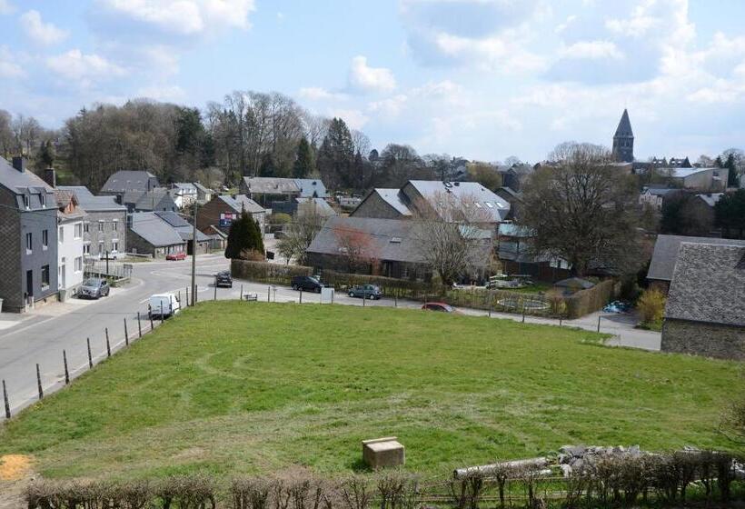 بنسيون ô Mont Des Rnauds