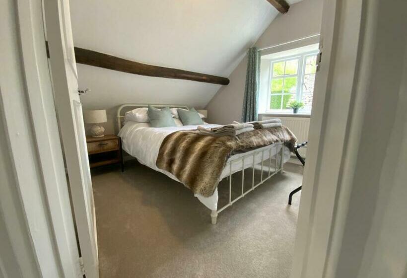 بنسيون Stable Lodge At Bledington Mill