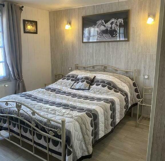 مبيت وإفطار Chambres Et Table D Hôtes Floromel La Souterraine En Rez De Chaussee