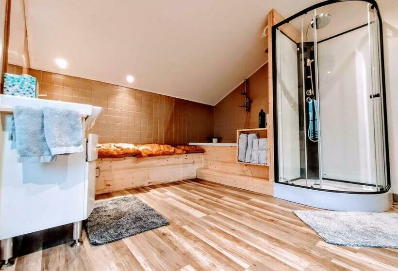 تختخواب و صبحانه La Maison Cachée Du Pavillon Bellevue