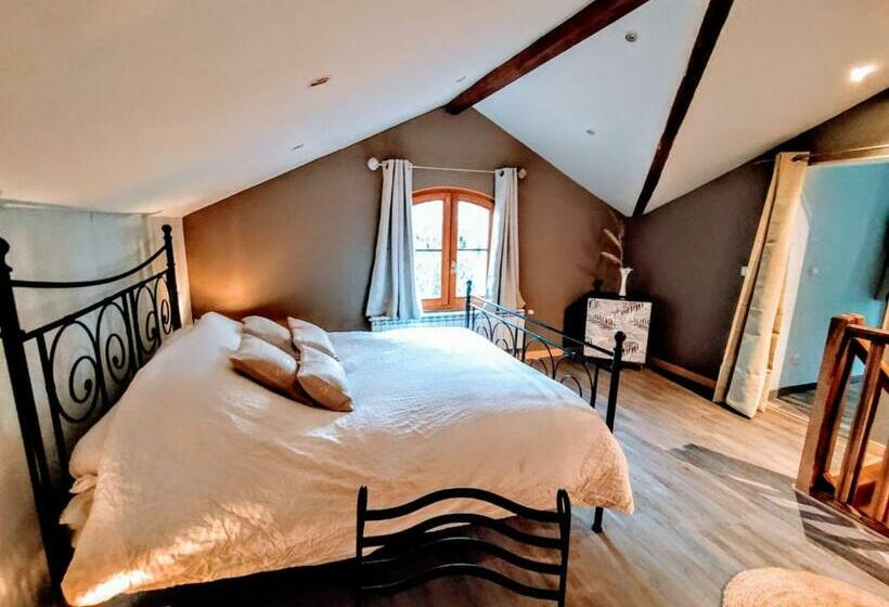 تختخواب و صبحانه La Maison Cachée Du Pavillon Bellevue