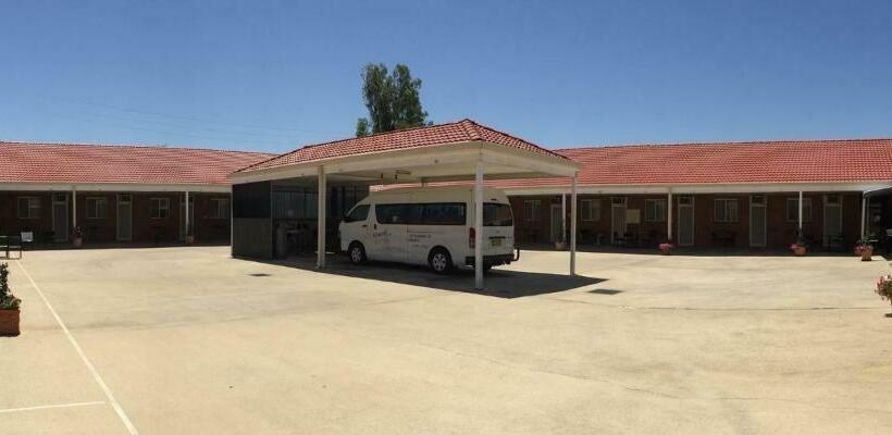 Igrand Motel