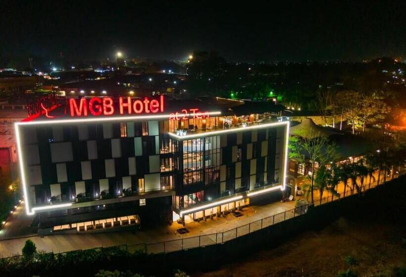Mgb Hotel At 2ten