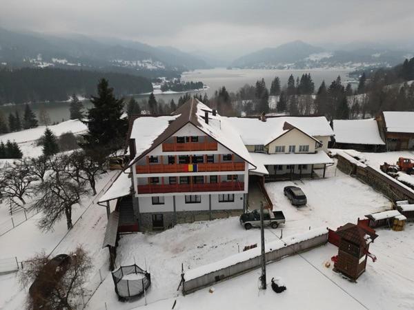 پانسیون Casa De Vacanță Perla Colibitei