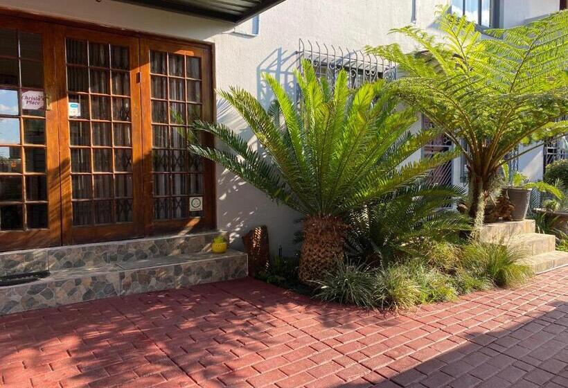 پانسیون Christa S Place 897