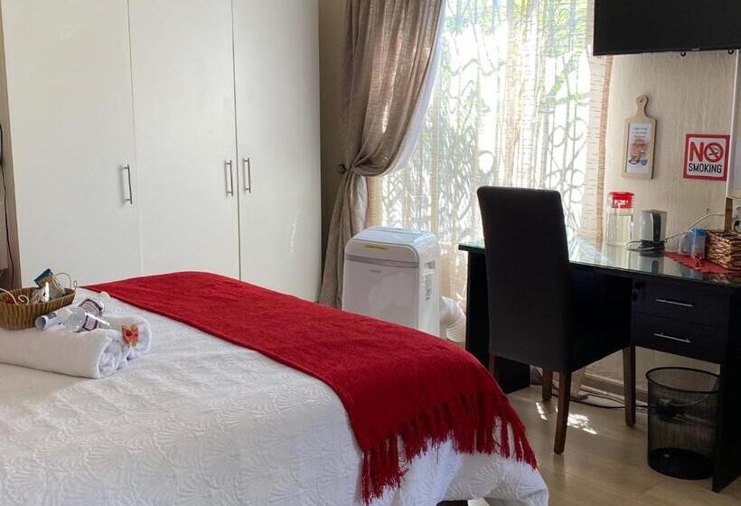 پانسیون Christa S Place 897