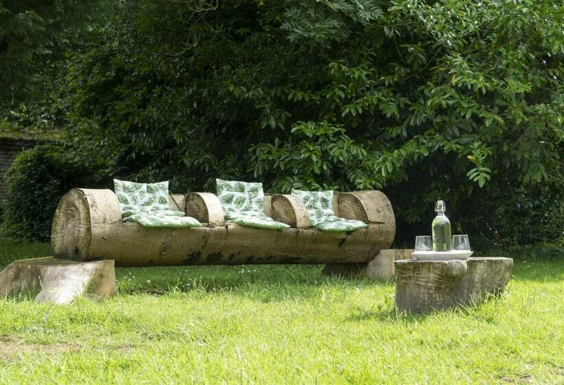 Пансион Domaine Les Tilleuls
