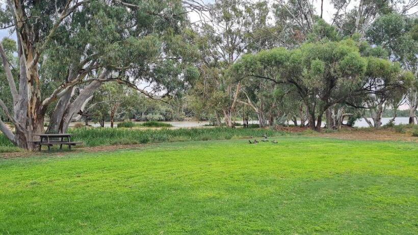 پانسیون Riversands Rest Accommodation Paringa   Coobah Cottage