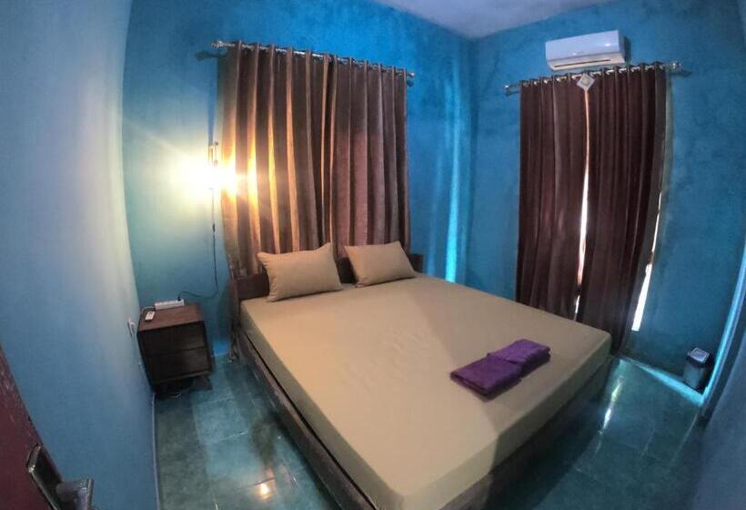 Owl Hostel Karimunjawa
