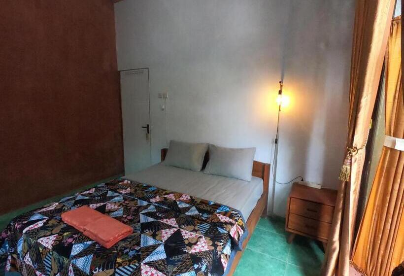 Owl Hostel Karimunjawa