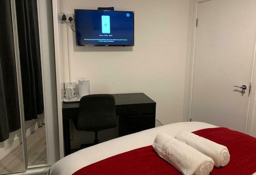 پانسیون Frances St House