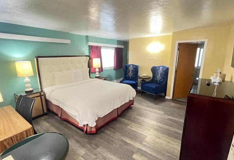 هتل American Inn